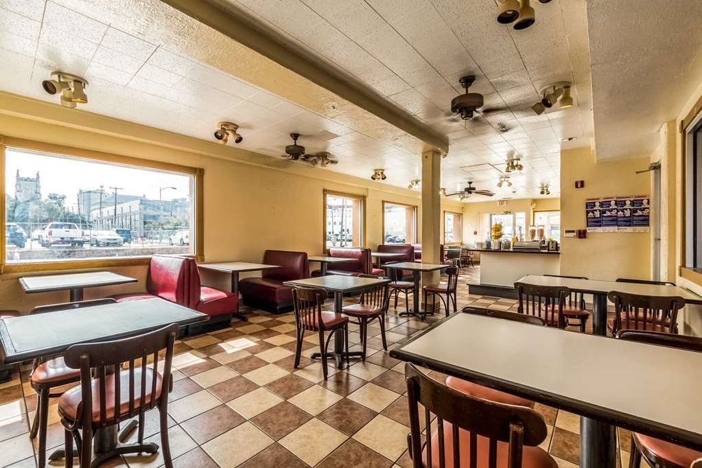 The Inn At Alamo / Riverwalk / Convention Center San Antonio Restoran gambar